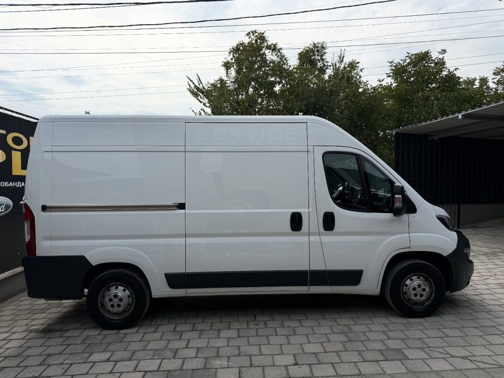 PEUGEOT BOXER FOURGON 2.0 HDI L2H2