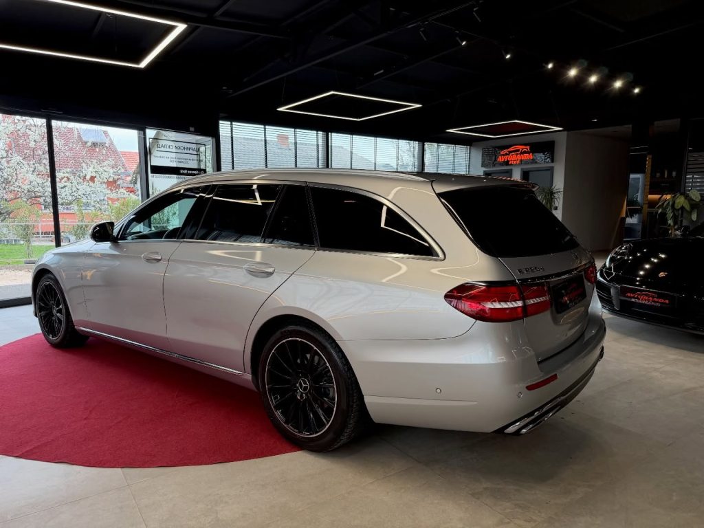 MERCEDES-BENZ E220 CDI