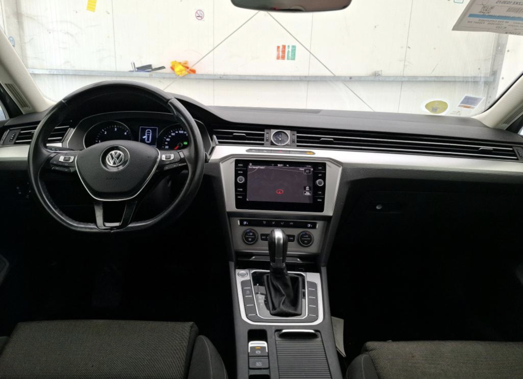 VOLKSWAGEN PASSAT 2.0 TDI