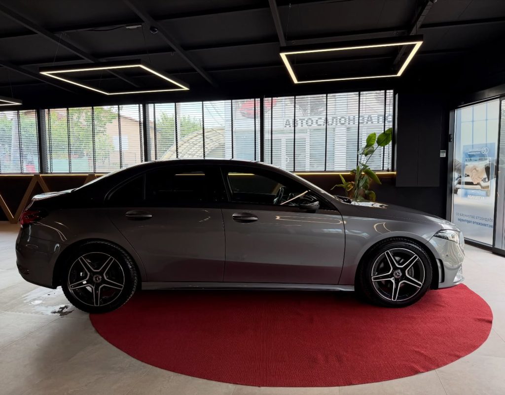 MERCEDES-BENZ A200 CDI