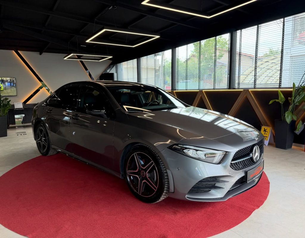 MERCEDES-BENZ A200 CDI