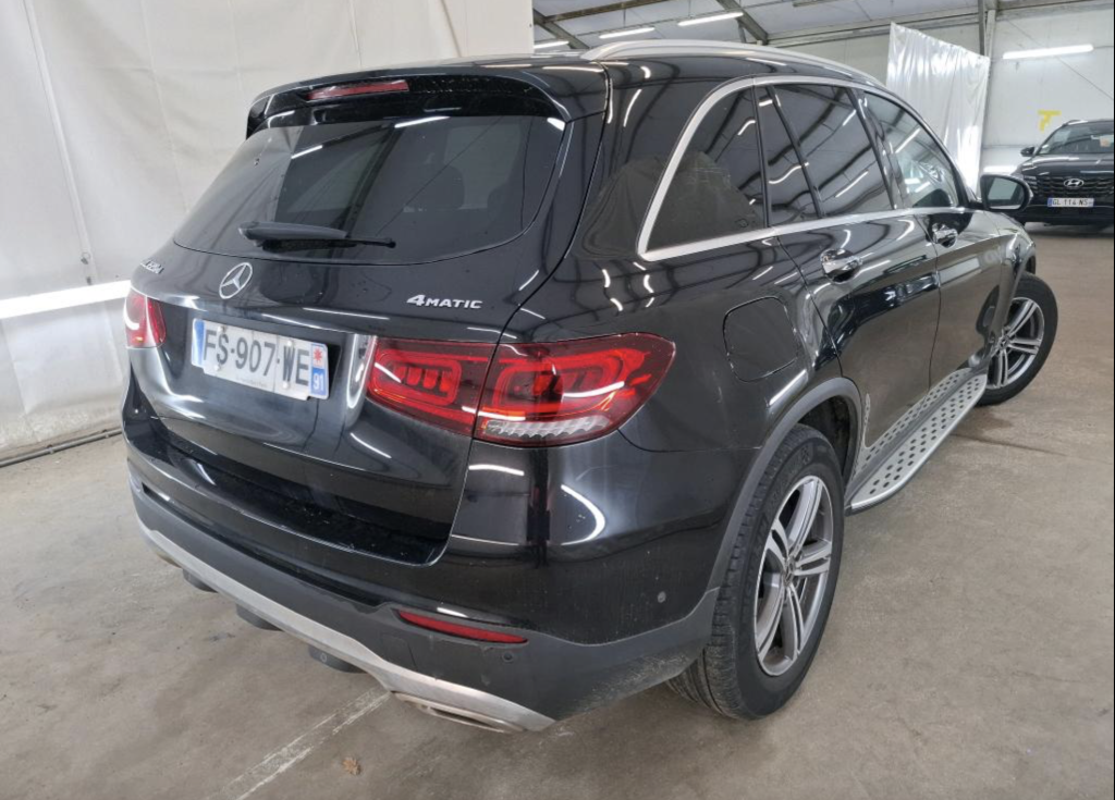 MERCEDES-BENZ GLC 220D