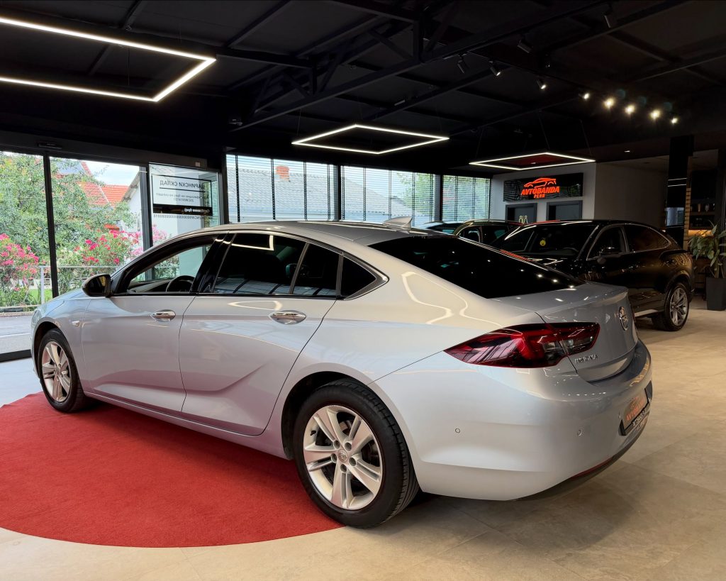 OPEL INSIGNIA GRAND SPORT 1.6 CDTI