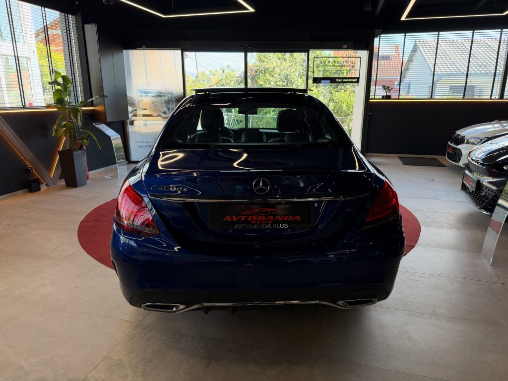 MERCEDES-BENZ C 300 DE